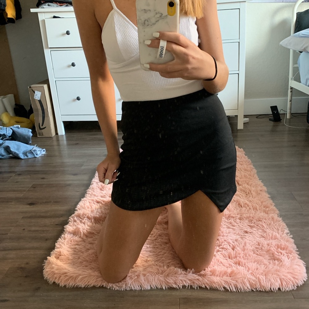 Basic Black Bodycon Skirt